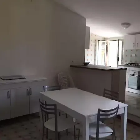 Apartment Bright Space In A Superb Location *