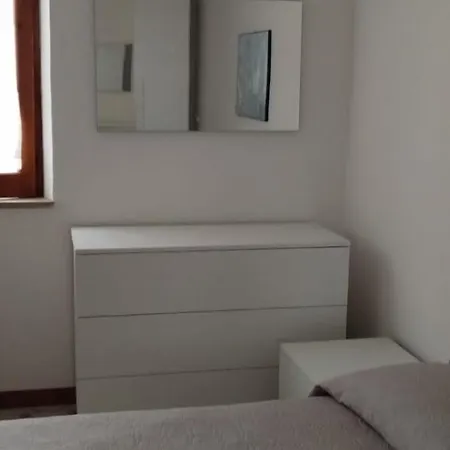 Bright Space In A Superb Location Прая-а-Маре
